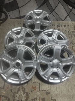 Jeep Wrangler 2019 Stock Wheels