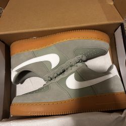 Air Forces Size 12 
