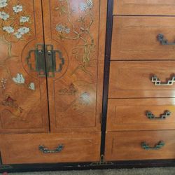 Bassett Furniture Asian Inspired Chinoiserie Chest of Drawers