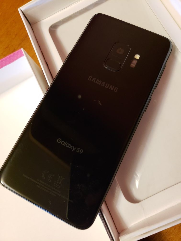 NEVER USED SAMSUNG S9