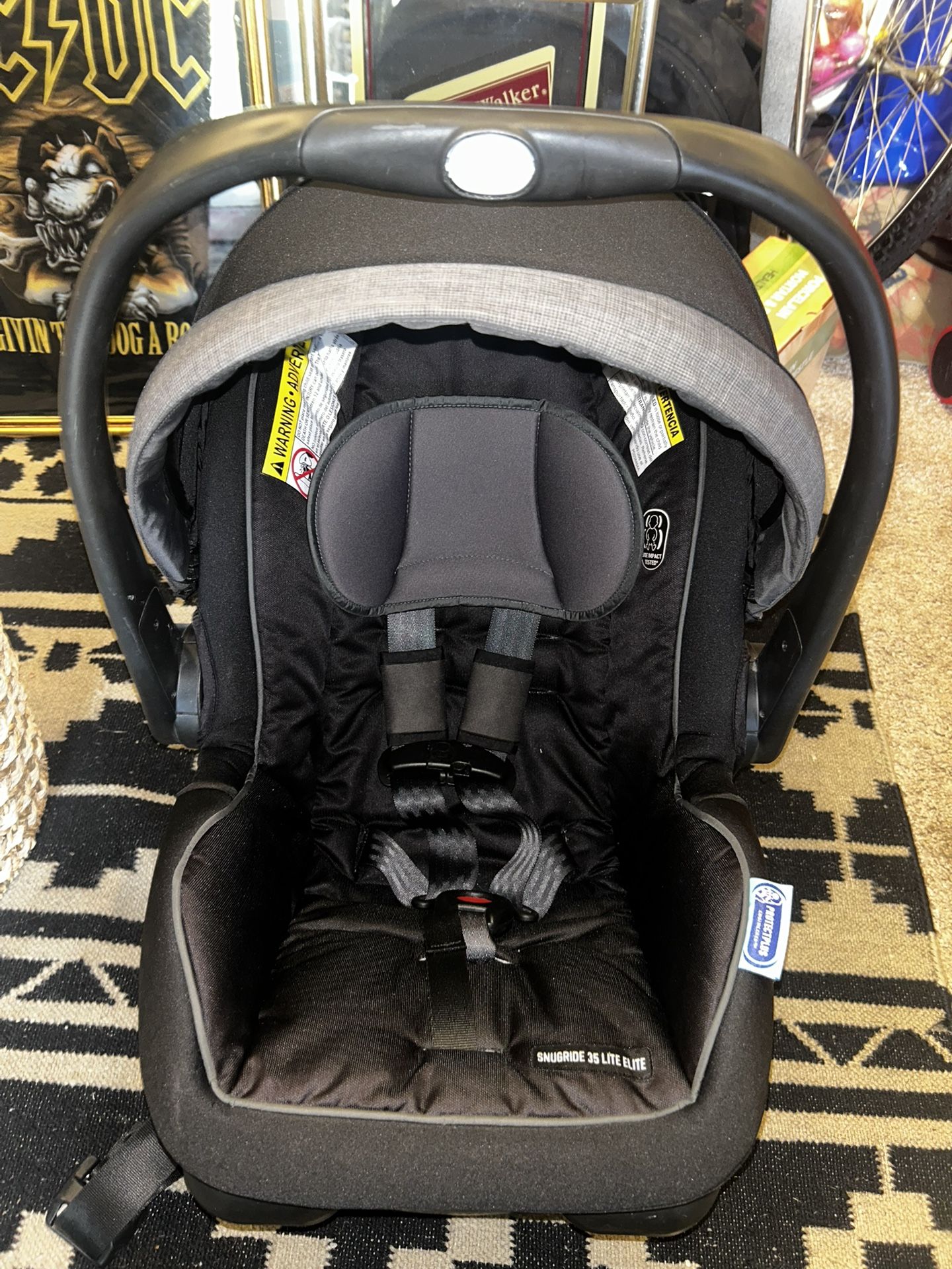 Graco SnugRide 35 Lite Elite Infant Car Seat