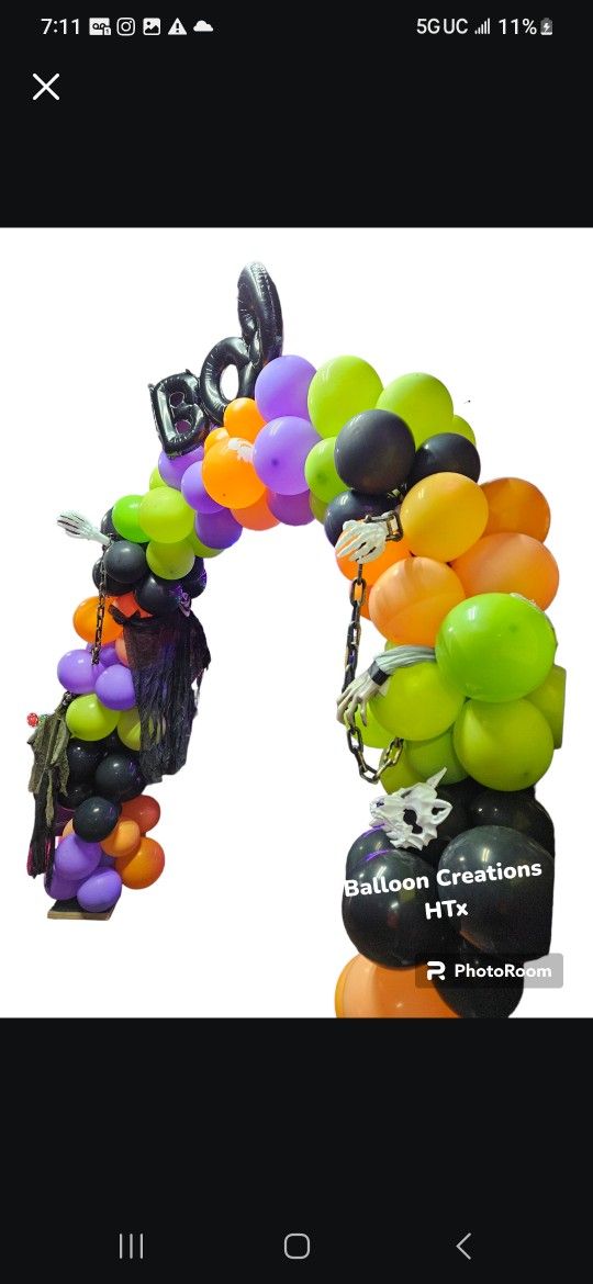 Halloween 🎃  Balloon Arch 