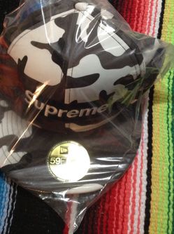 Supreme Fw20 Windstopper Earflap Box Logo New Era Snow Camo sz 7 1/4