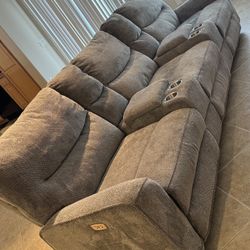 Power Reclining Sectional