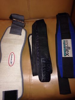 Weight lifting belts