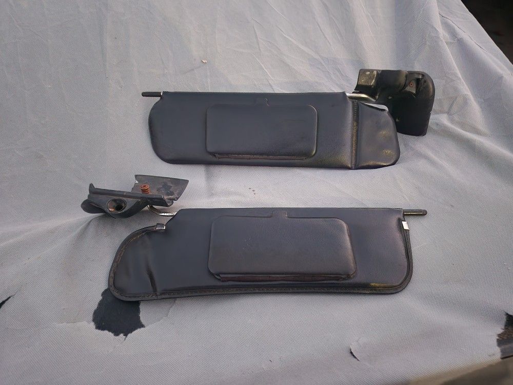 Mustang 5.0 Convertible Sun Visors 87-93