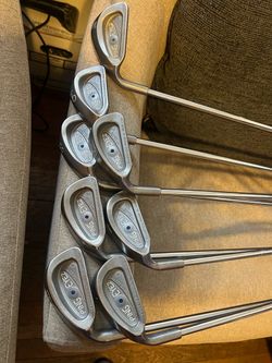 Full set of left handed matching serial number PING EYE2 + blue dot iron set.