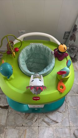 Tiny Love Baby Activity Center