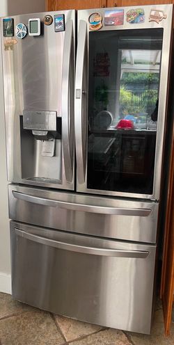 LG InstaView ThinQ 4-Door French Door Refrigerator - Stainless Steel