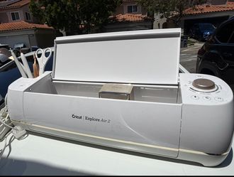Cricut 2 Machine and Easy Press