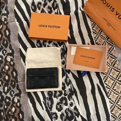 Louis Vuitton Cardholer