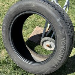 255/55R17 Yokohama tire
