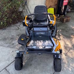 Cub Cadet Ultima ZT1 42 in. 547 cc IntelliPower Engine Dual Hydrostatic Drive Gas Zero Turn Riding 