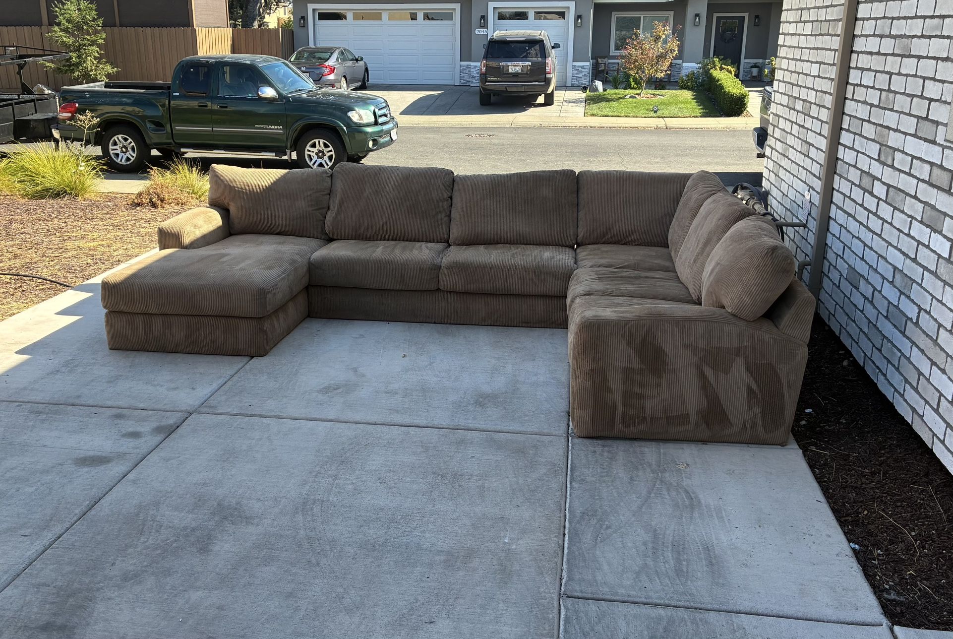 Oversized U-Shaped Sectional Sofa