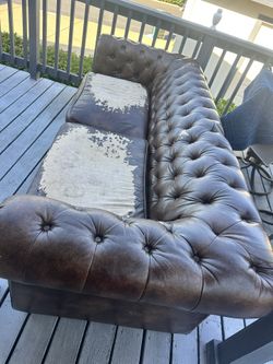 Free Couch 