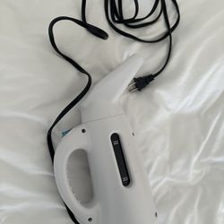Handheld steamer