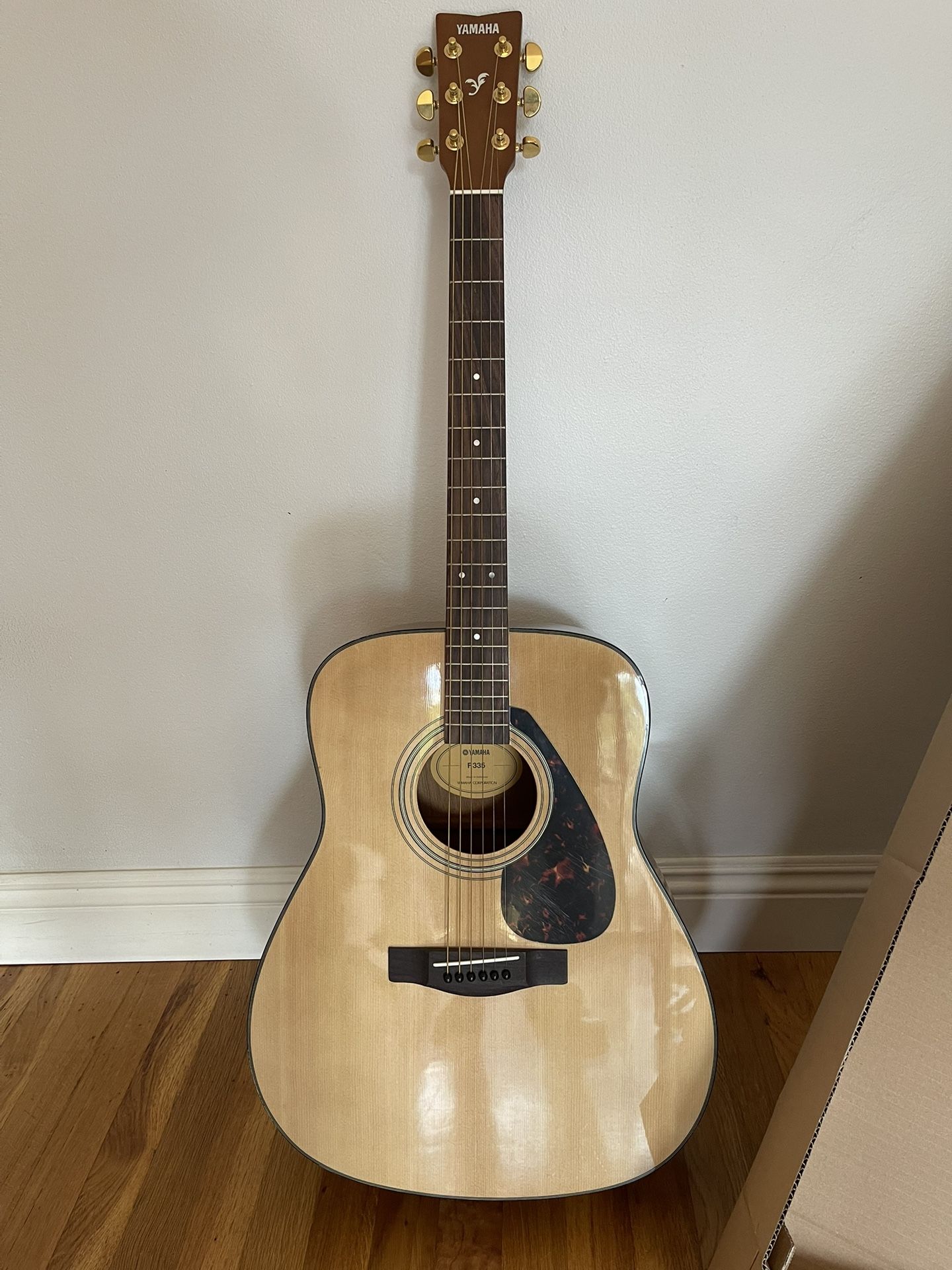 Yamaha Guitar