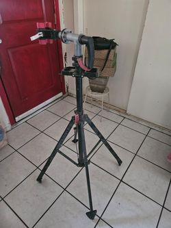 Bike repair stand