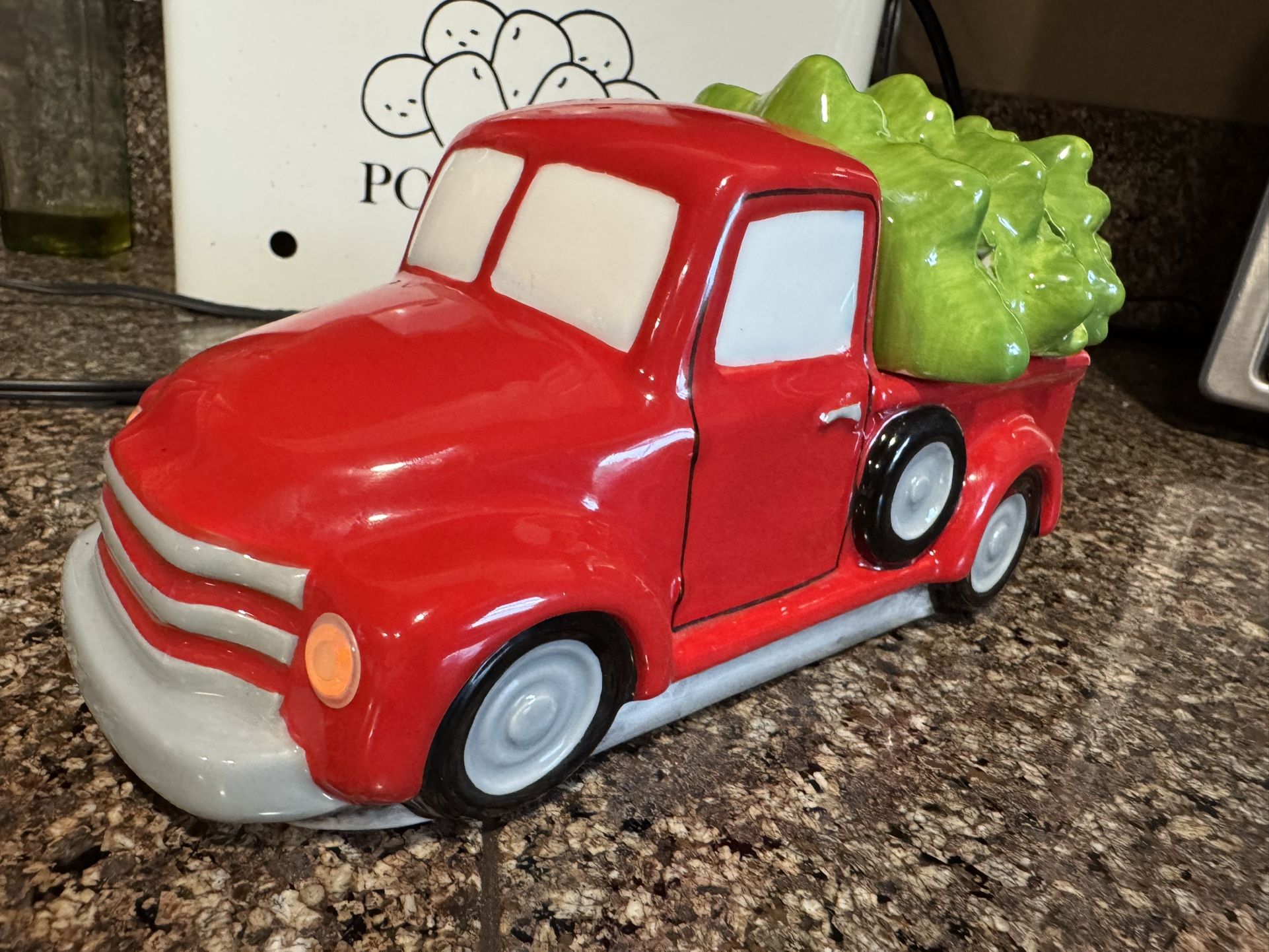 Scentsy Retro Red Truck Wax Warmer