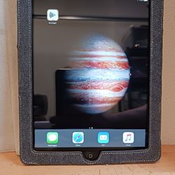 Apple iPad 3rd Generation – 32GB WiFi + Cellular – Good Condition