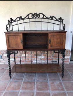Bar/win holder