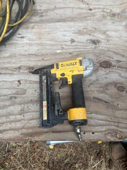 Finish nail gun