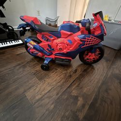Child’s Spider-Man Motorcycle 