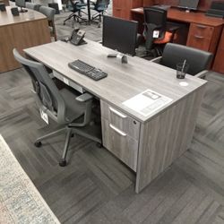 Office Desk | 72"W X 30"D
