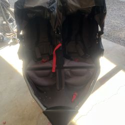 BOB Double Jogger With Snack Tray And Car Seat Adapter