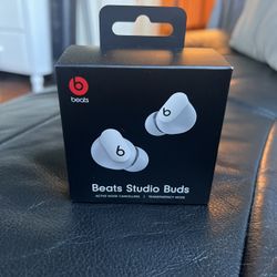 Beats Studio Buds