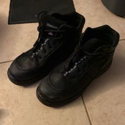 Reebok Women’s Composite Toe Shoes (10.5)