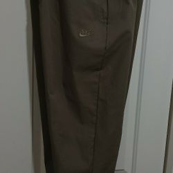 Nike Men's Size MEDIUM Club Woven Twill Tapered Leg Pants Olive Green Brand New With Tag Authentic 
