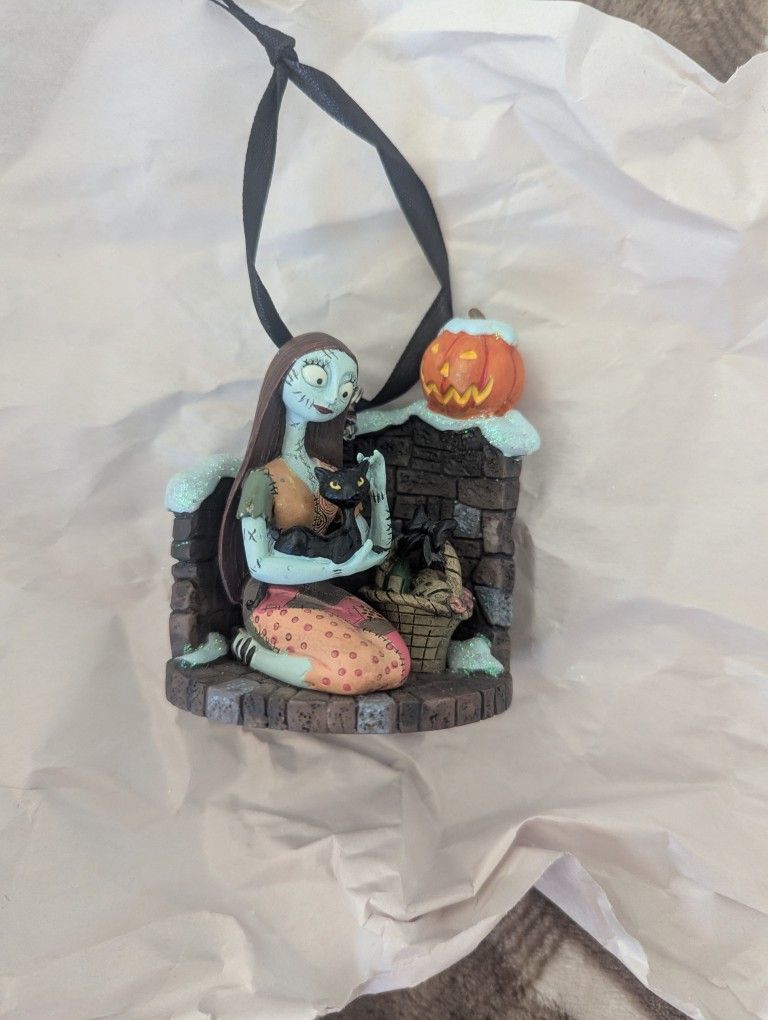 Nightmare Before Christmas Sally With A Black Cat