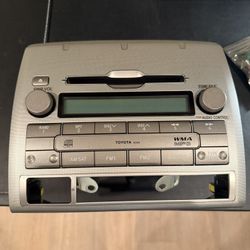 Toyota Tacoma Factory Radio Head Unit