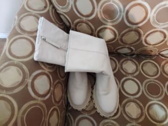 Light beige boots