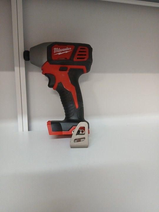 Milwaukee New M18 Impact Driver