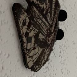 Star Wars Retro Disney Trading Pin