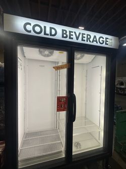 Hussman glass 2 door reach in merchandise VRM2B