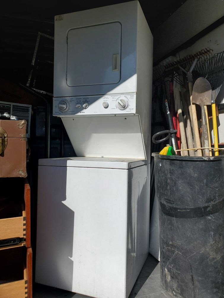 Kenmore washer & dryer combo for Sale in Aurora, CO OfferUp