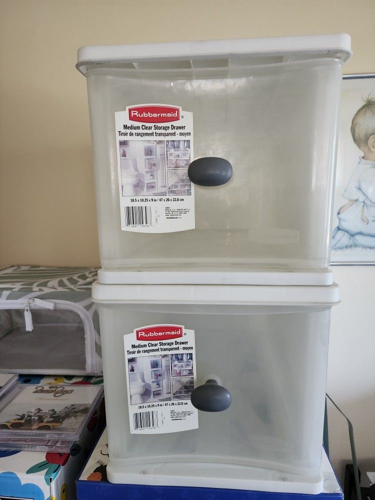2 Rubbermaid Medium Clear Storage Drawers