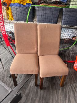 Dining room chairs. Soft and Sturdy