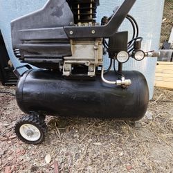 Central Pneumatic AIR COMPRESSOR 