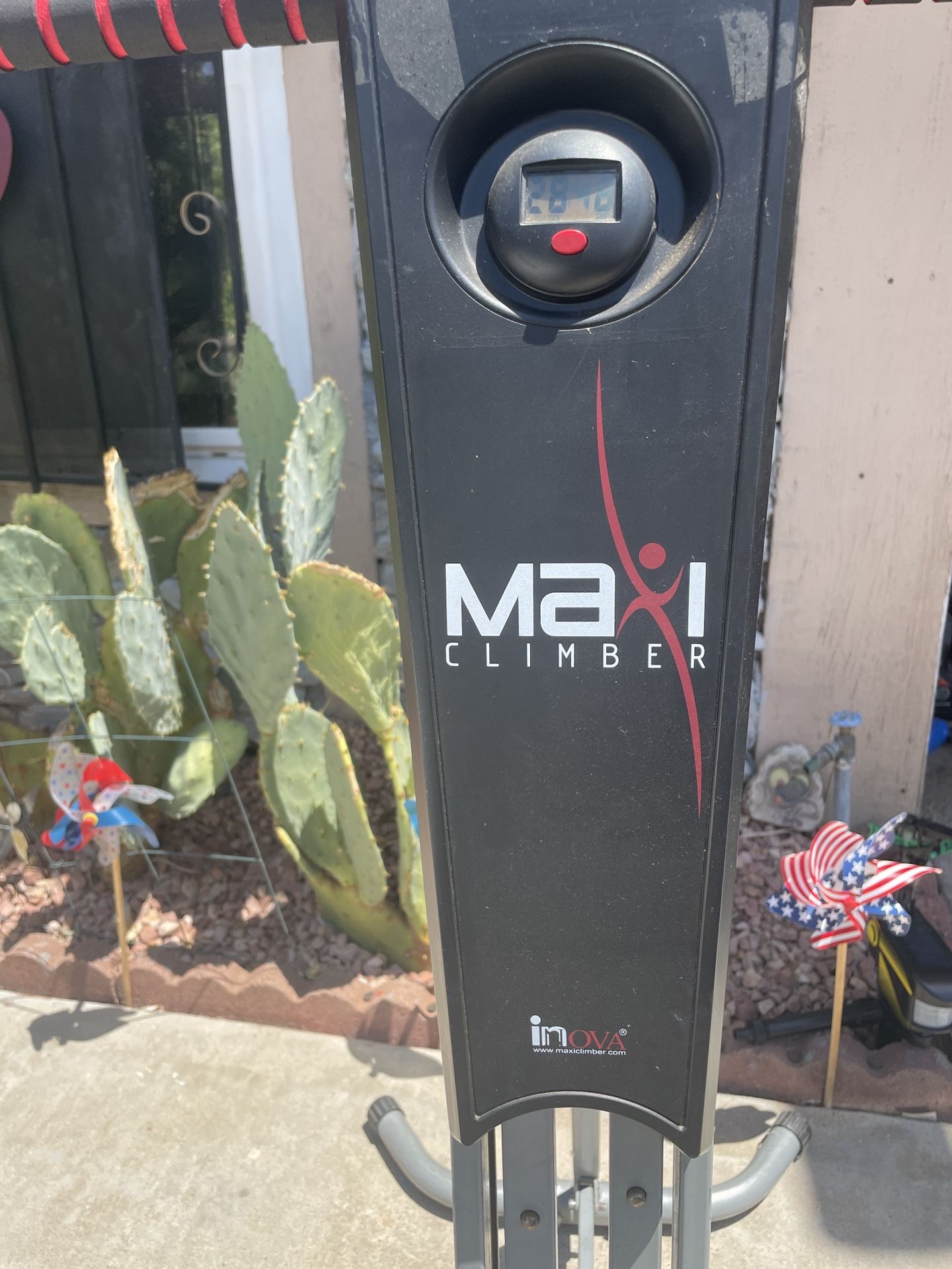 MaxiClimber Vertical Climber Provides an Adjustable Platform to Target Power, Strength and Enduranc