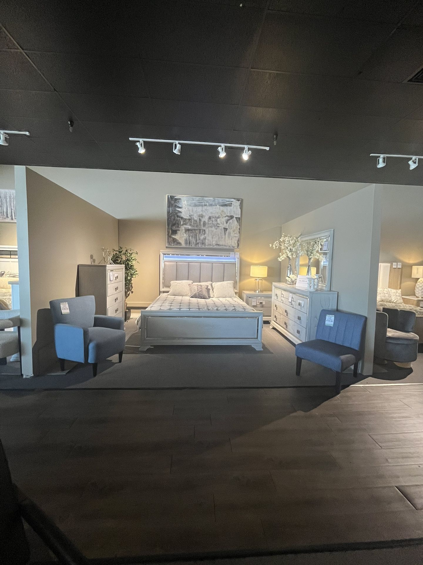 Grey 4PC King Bedroom Set