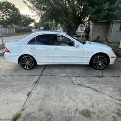 2005 Mercedes-Benz