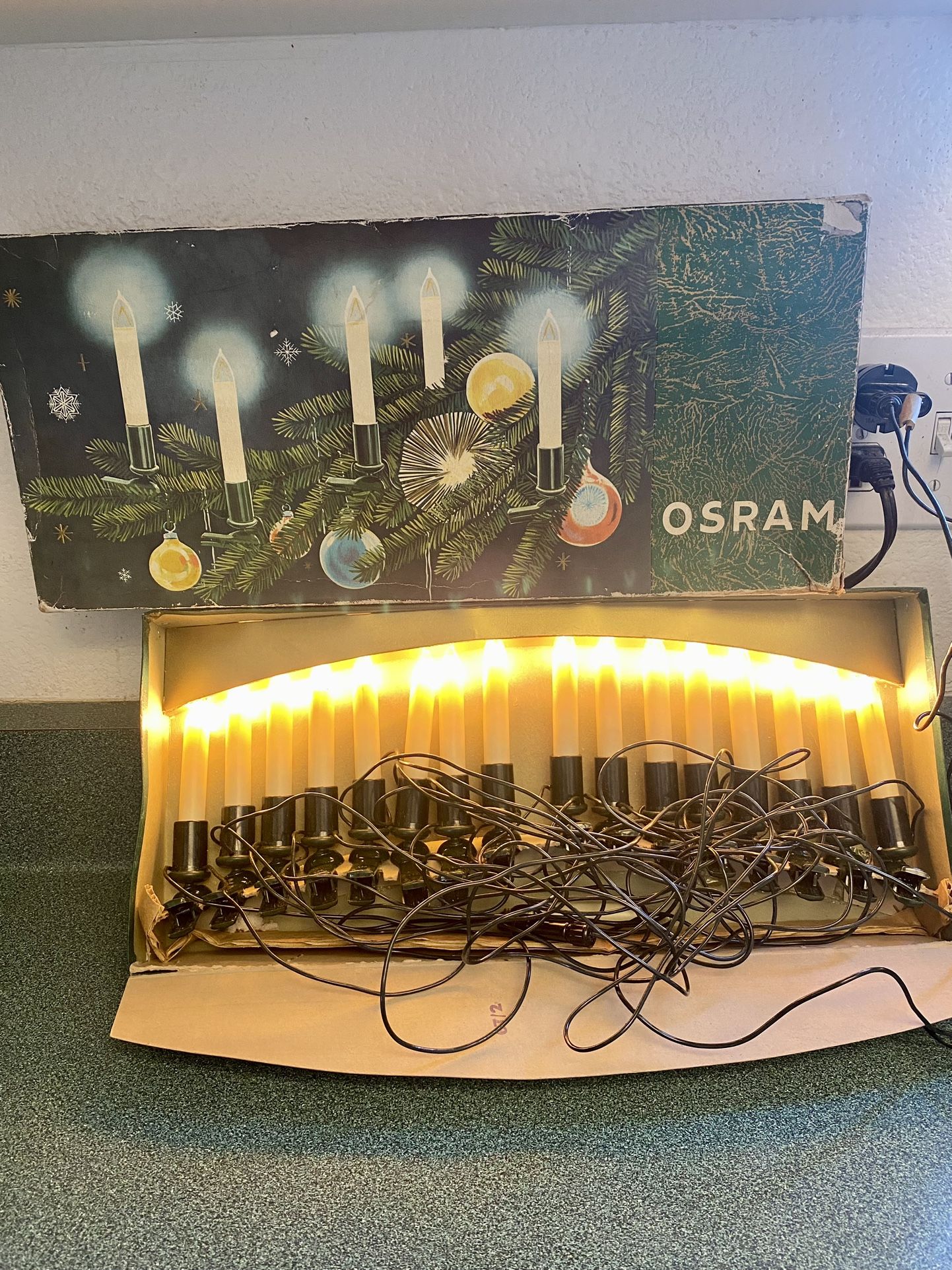 RARE Vintage 1950s German OSRAM Candle Christmas Tree Light Clips