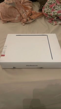 Macbook M5 air 13” openbox with applecare 3 years