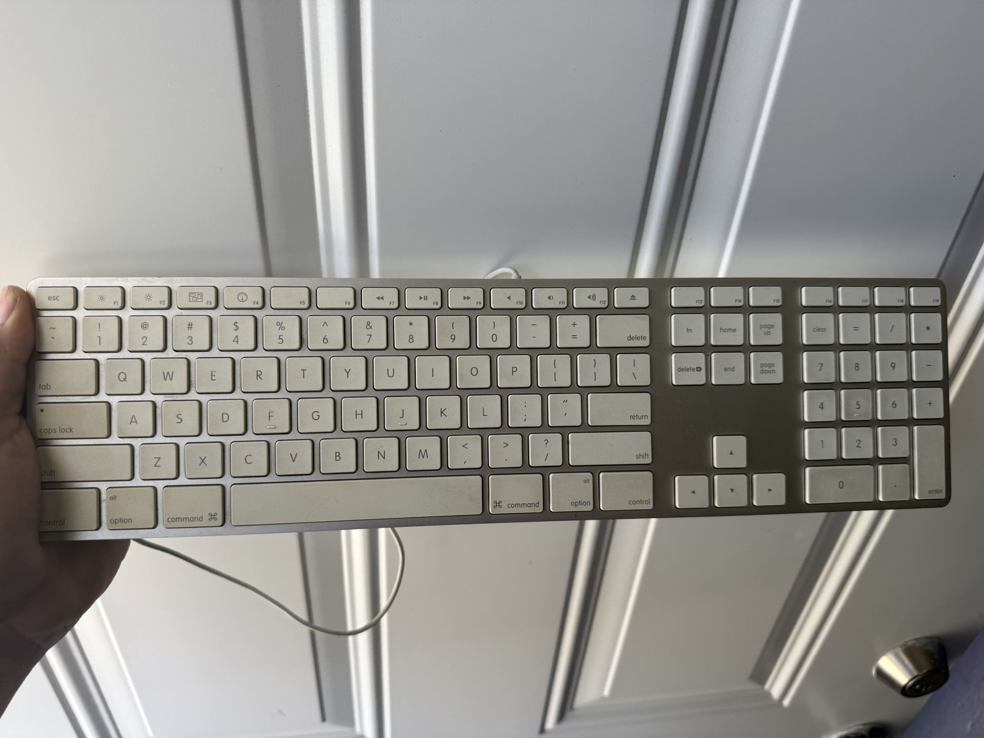Apple Keyboard