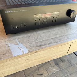 Yamaha Receiver 