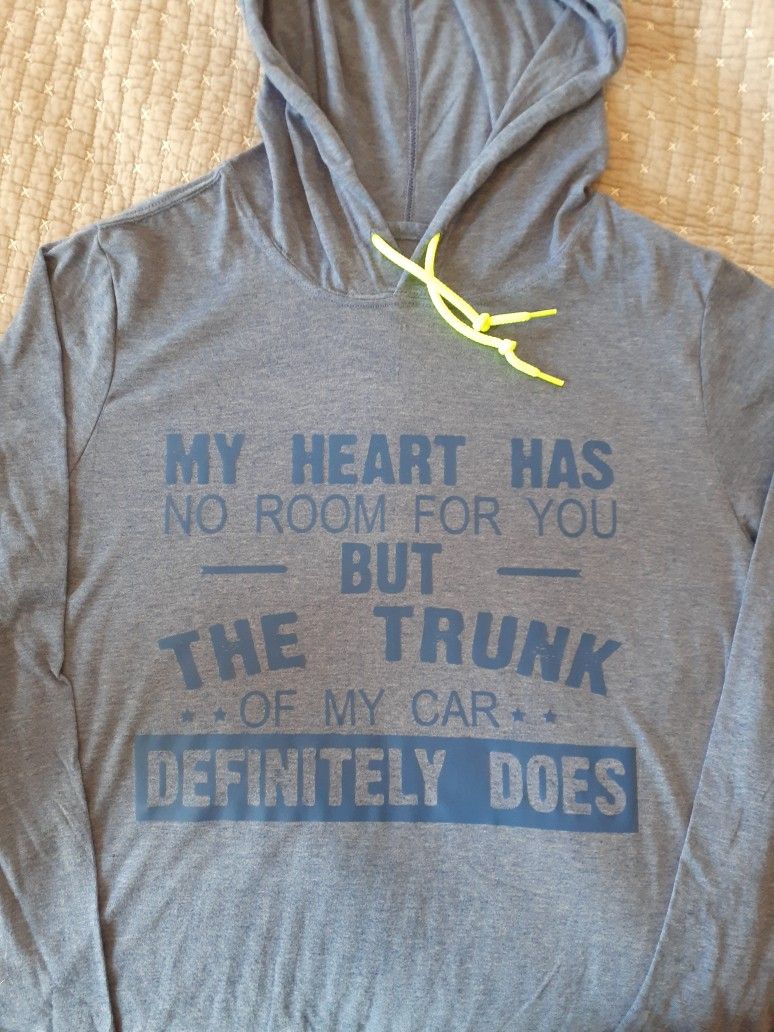 Lightweight Longsleeve Tshirt W/Hoodie
